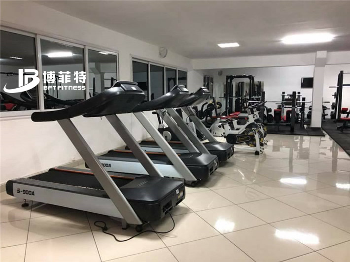 馬達加斯加健身房跑步機