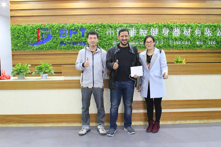 博菲特商用健身房器材從中國出口到巴林