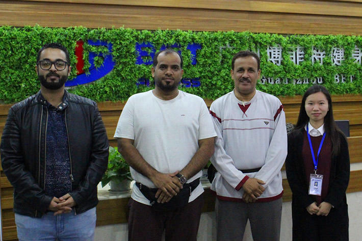 沙特客戶采購健身器材