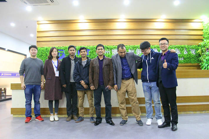 孟加拉客戶采購健身器材