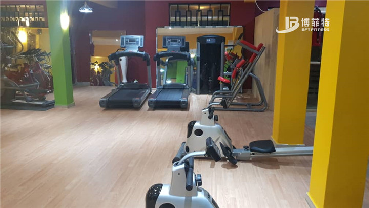 坦桑尼亞健身房